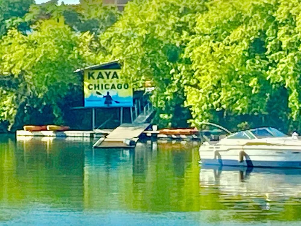 Kayak Chicago image