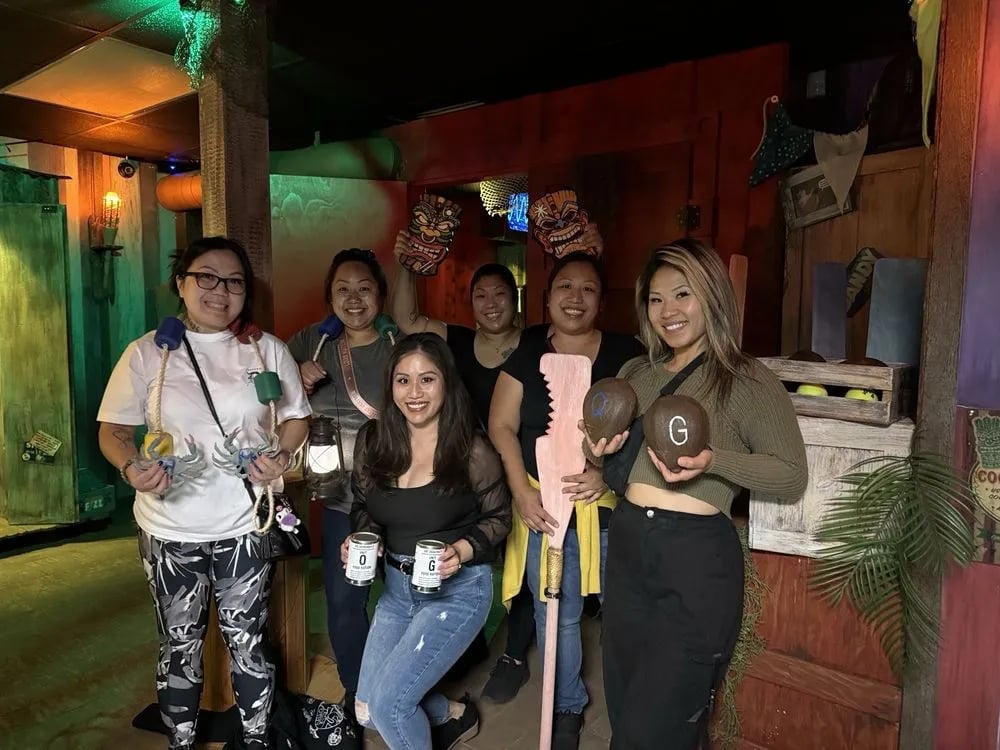 Clockwise Escape Room image
