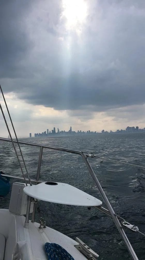 ChicaGo By Boat image