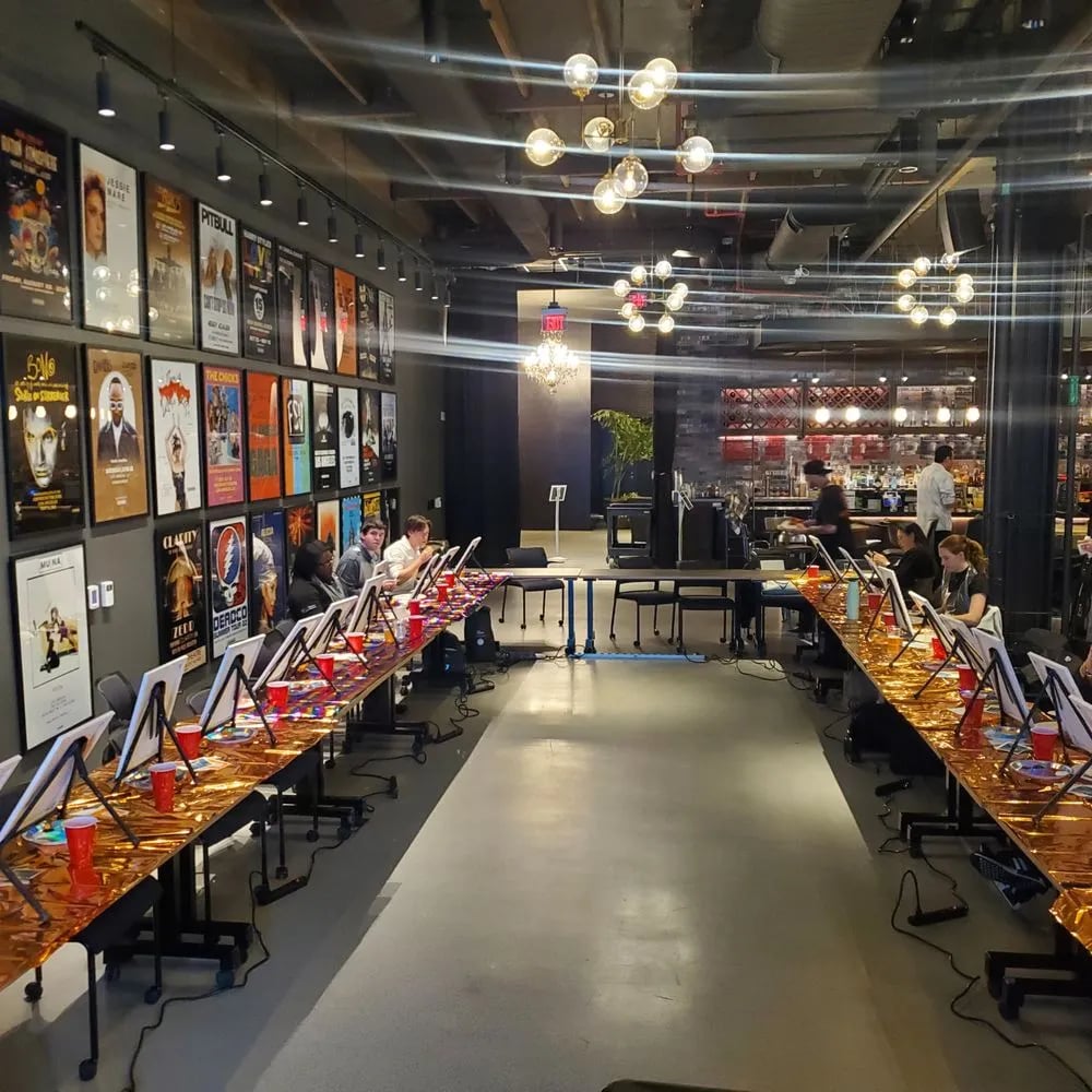 Art On the Run image
