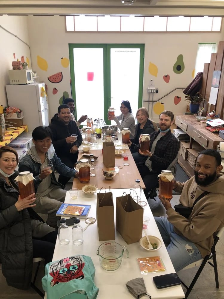 Kombucha to the People image
