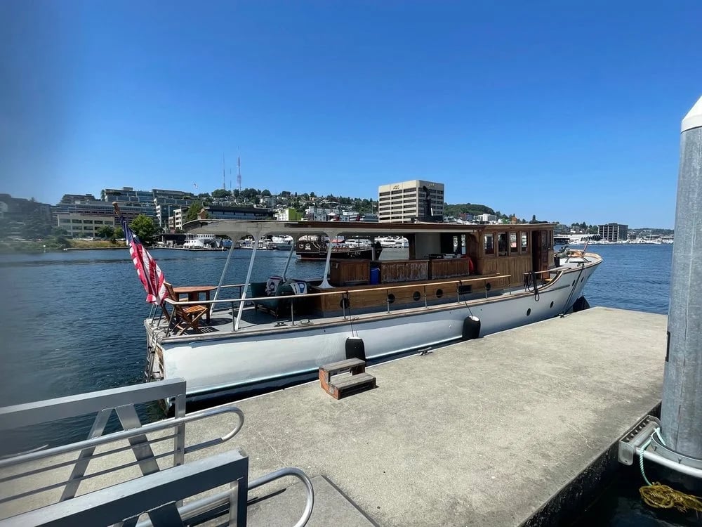 Seattle Boat Cruise image