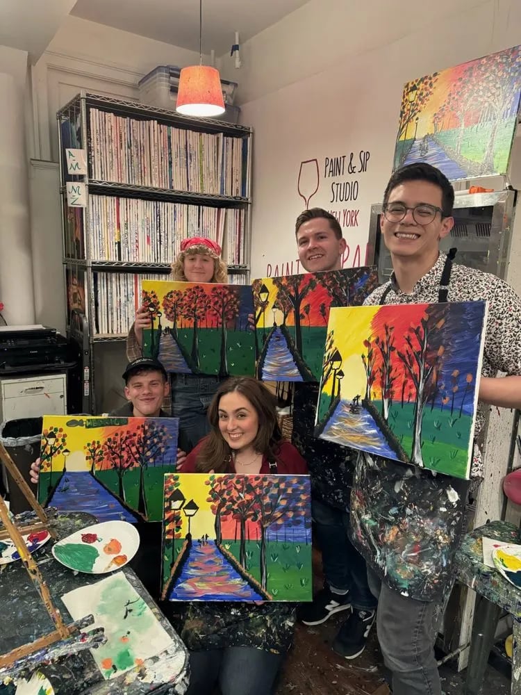 Paint & Sip Studio New York image