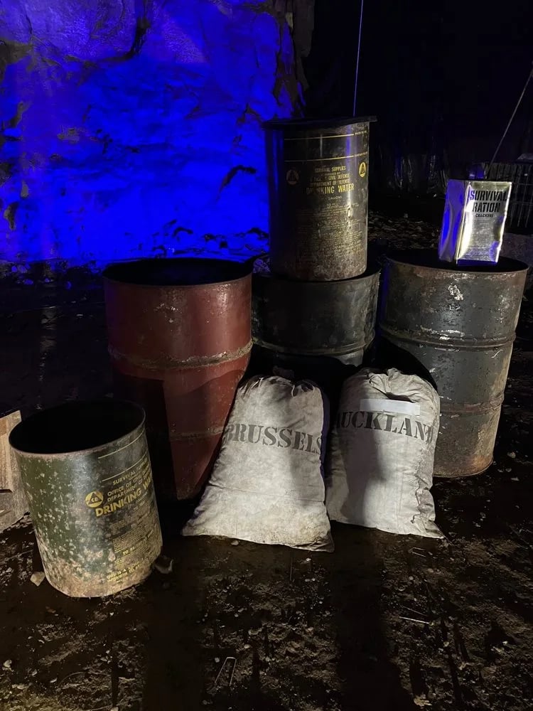 Louisville Mega Cavern image