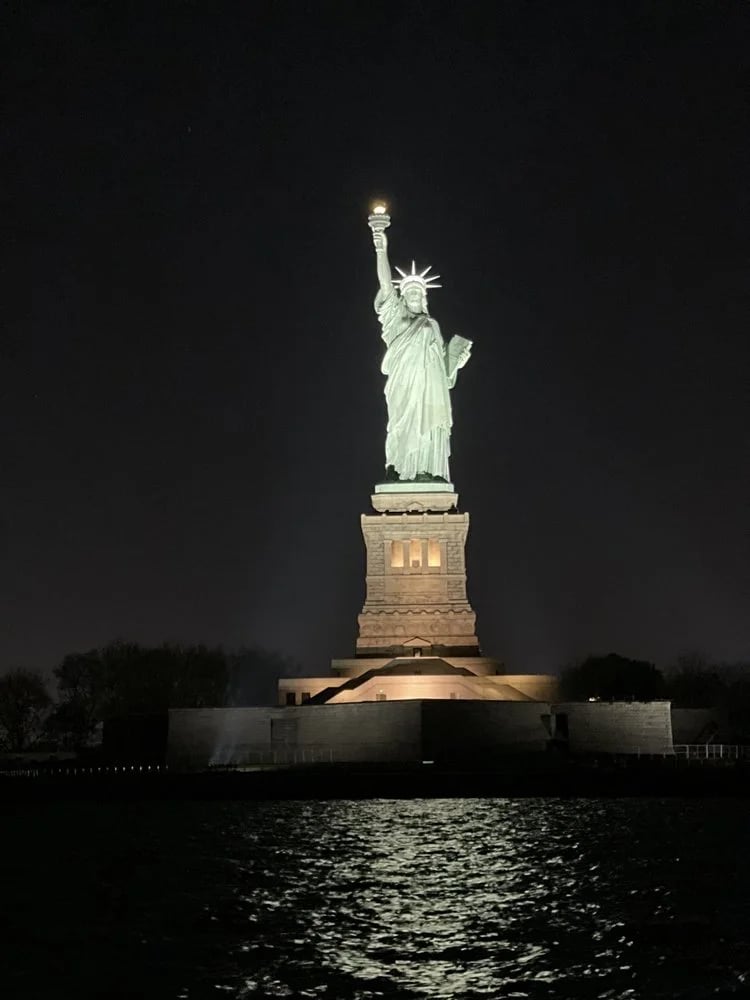 Bateaux New York image