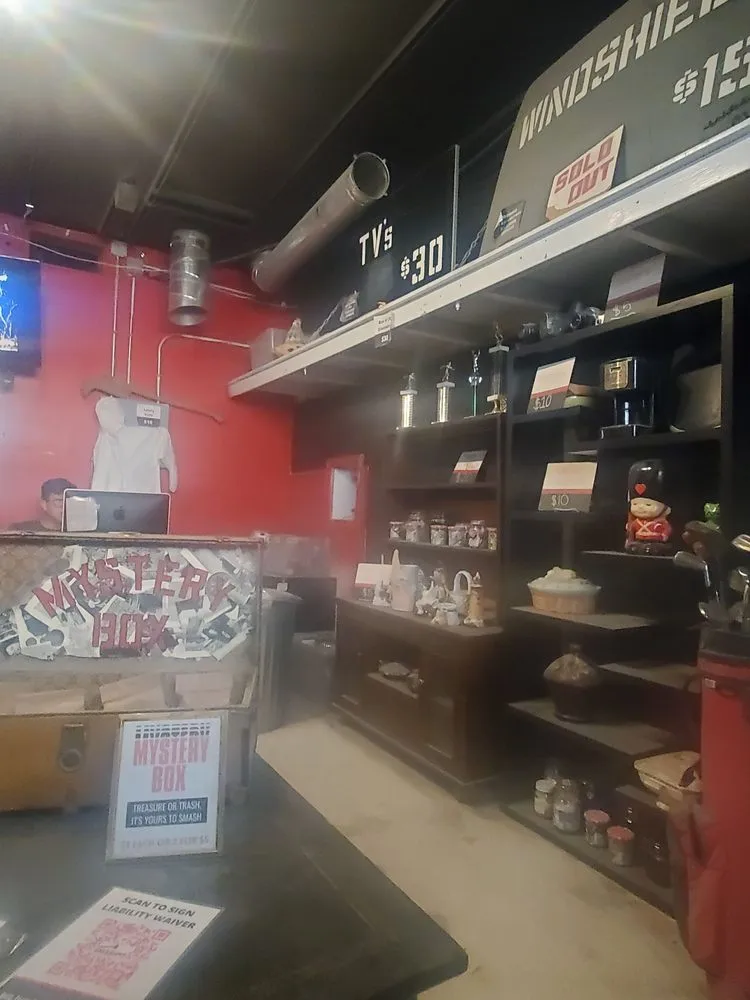 Smash It Breakroom image