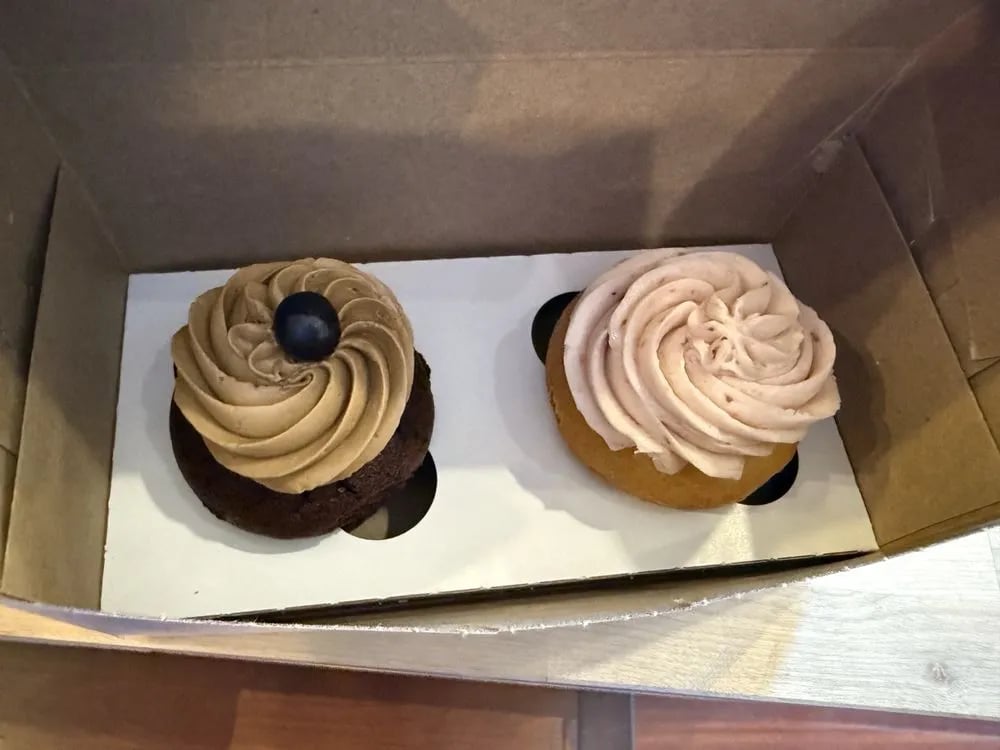 Charm City Cakes image