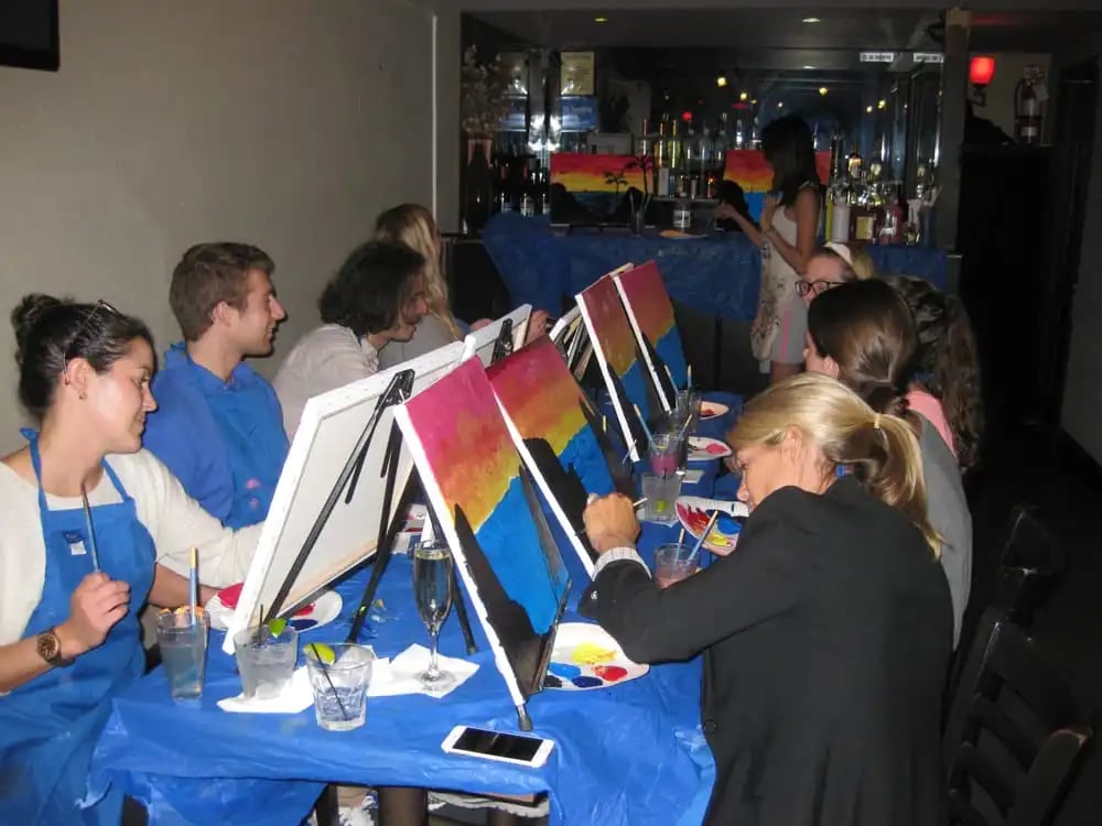 Painting Circle image