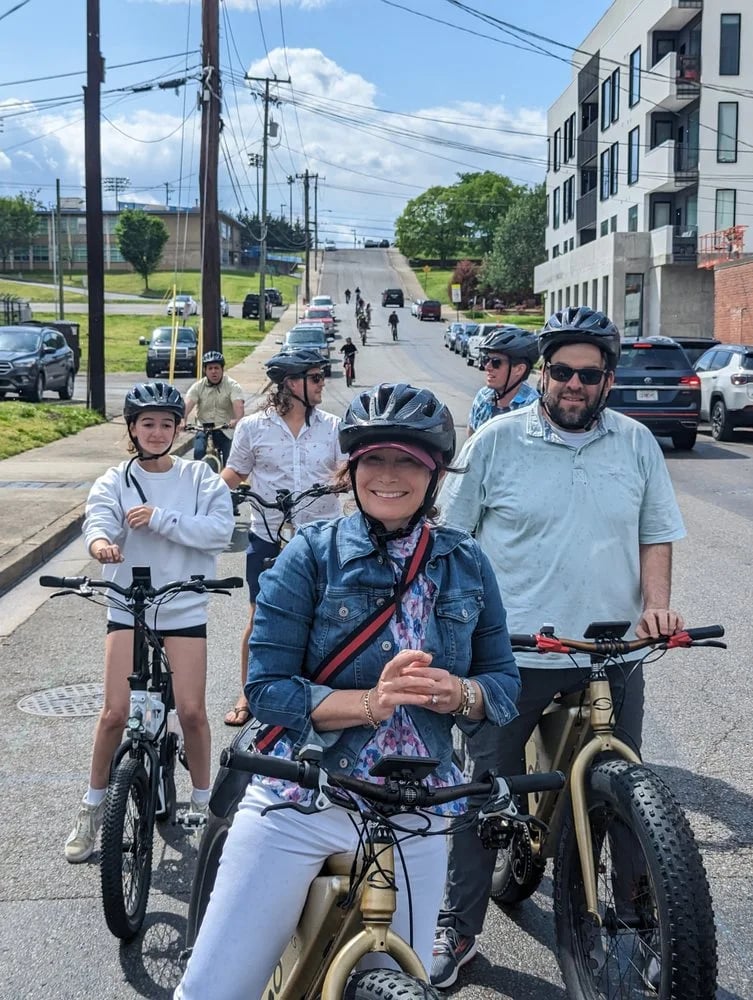 Music City eBikes image