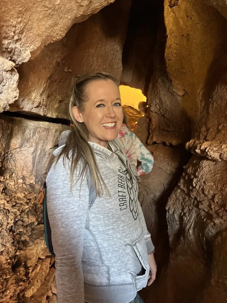 Cave of the Winds Mountain Park image