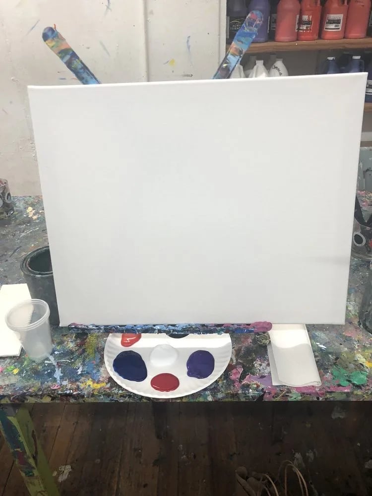Painting Lounge image