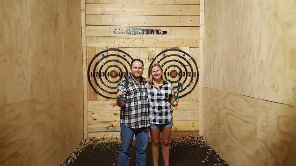 Class Axe Throwing image
