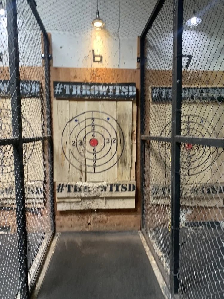Throw It! image