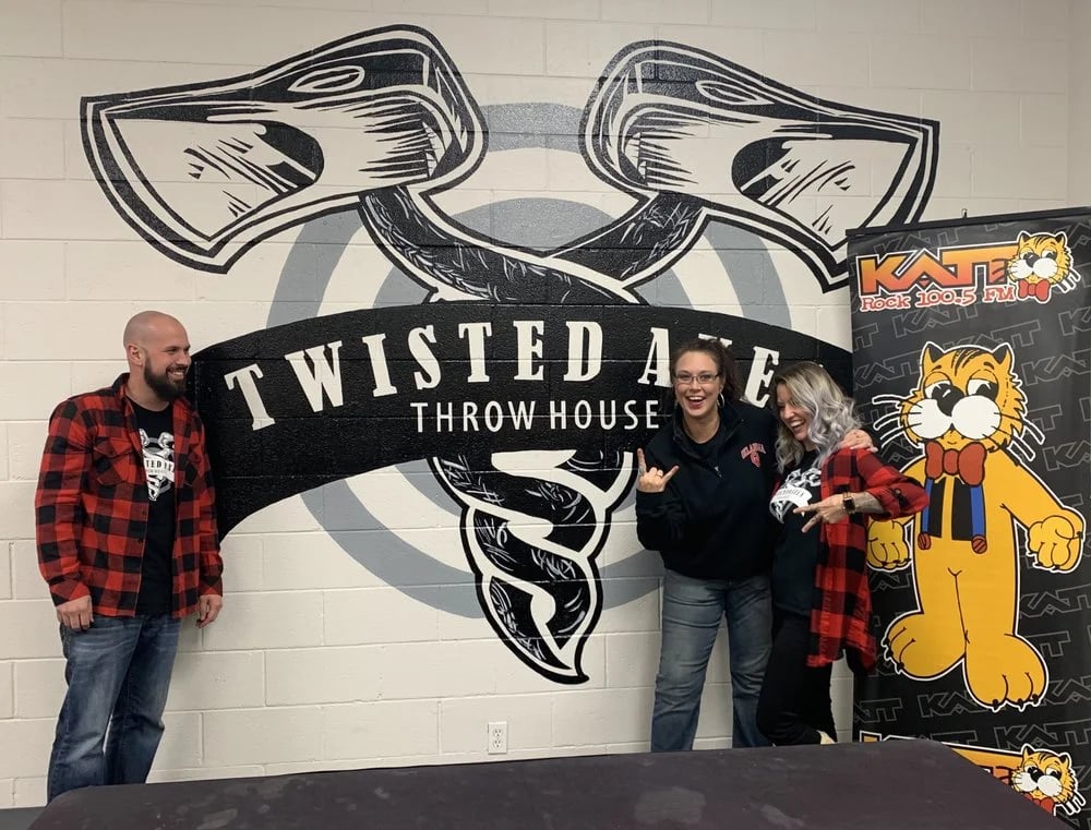Twisted Axes Throw House Moore image