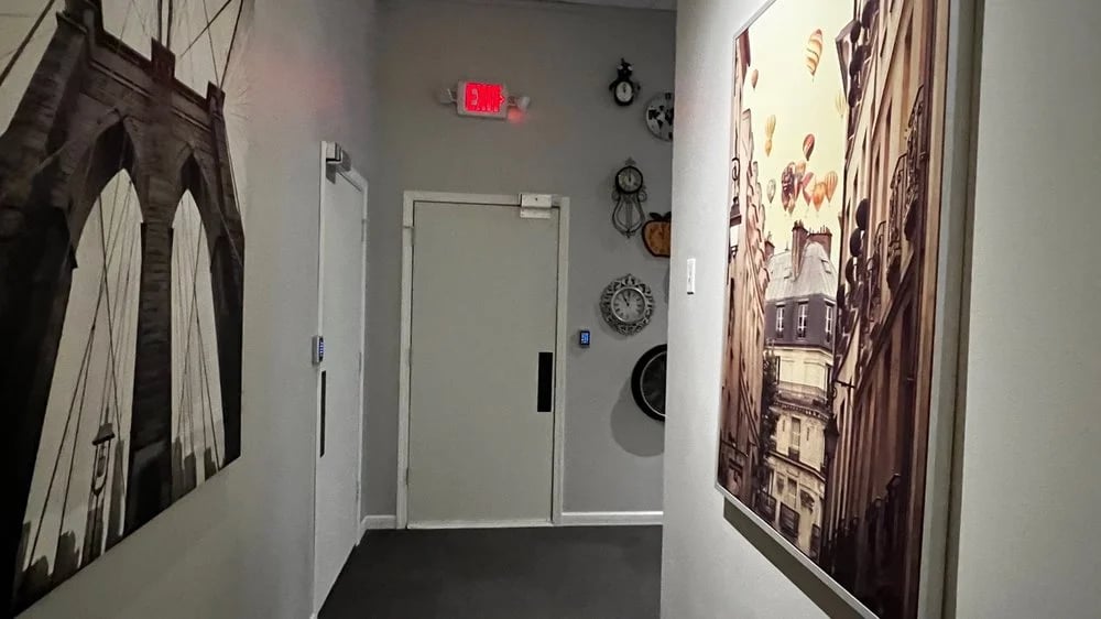 Hour To Midnight - Room Escape Games image