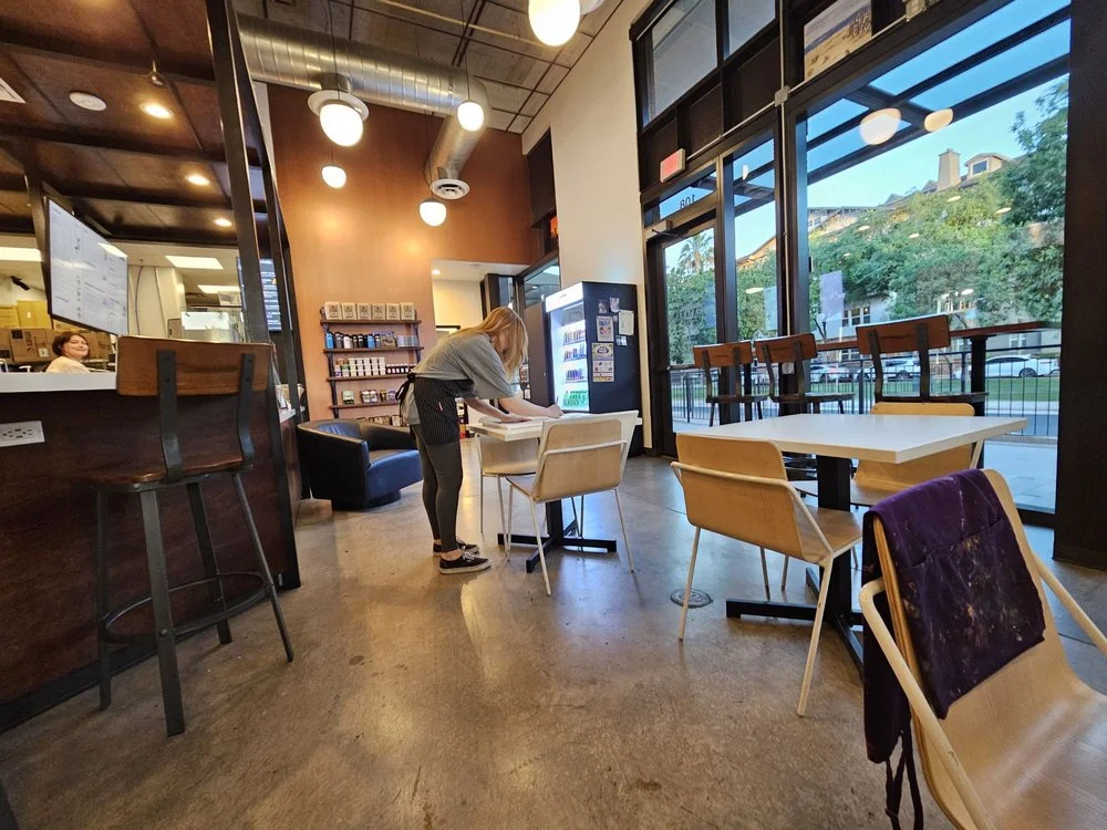 The Painters Lounge image