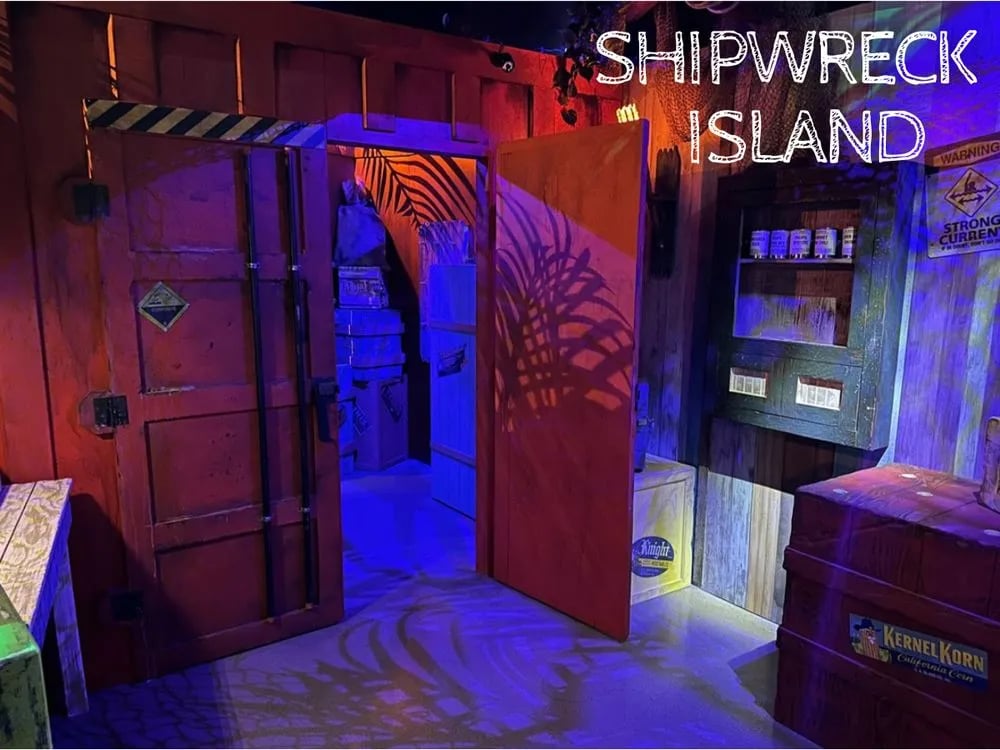 Clockwise Escape Room image