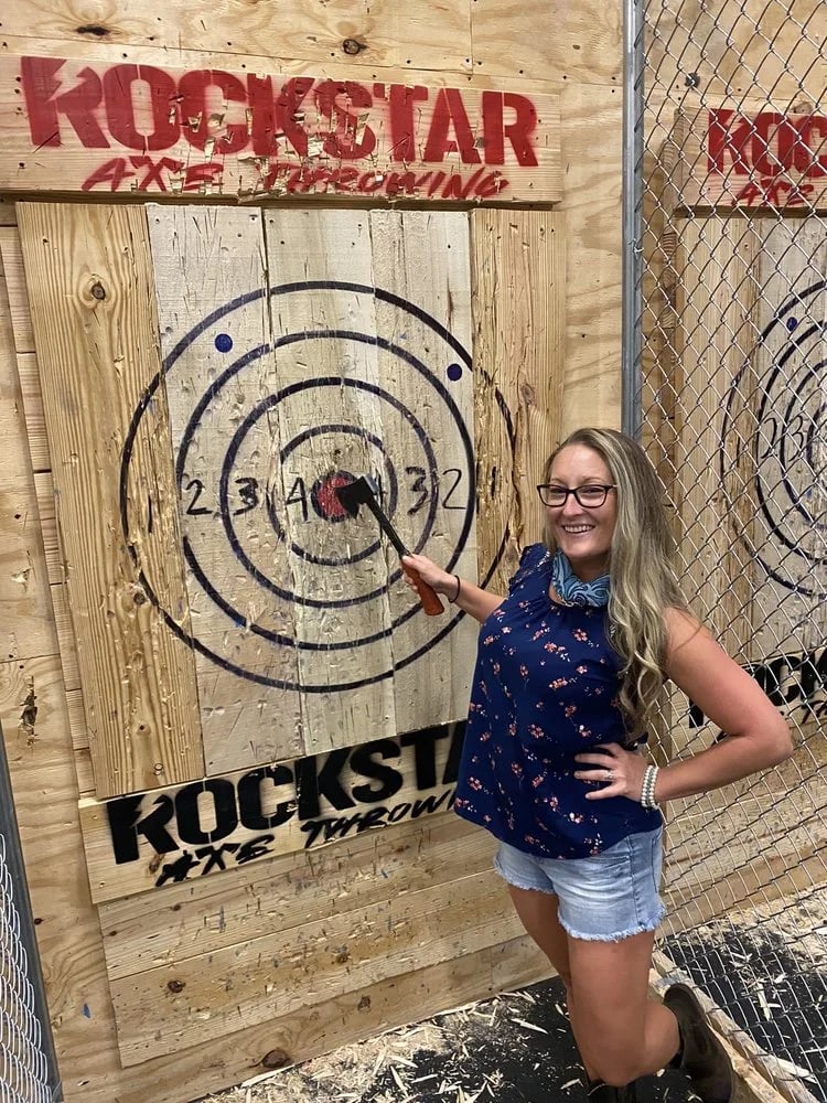 Rockstar Axe Throwing image
