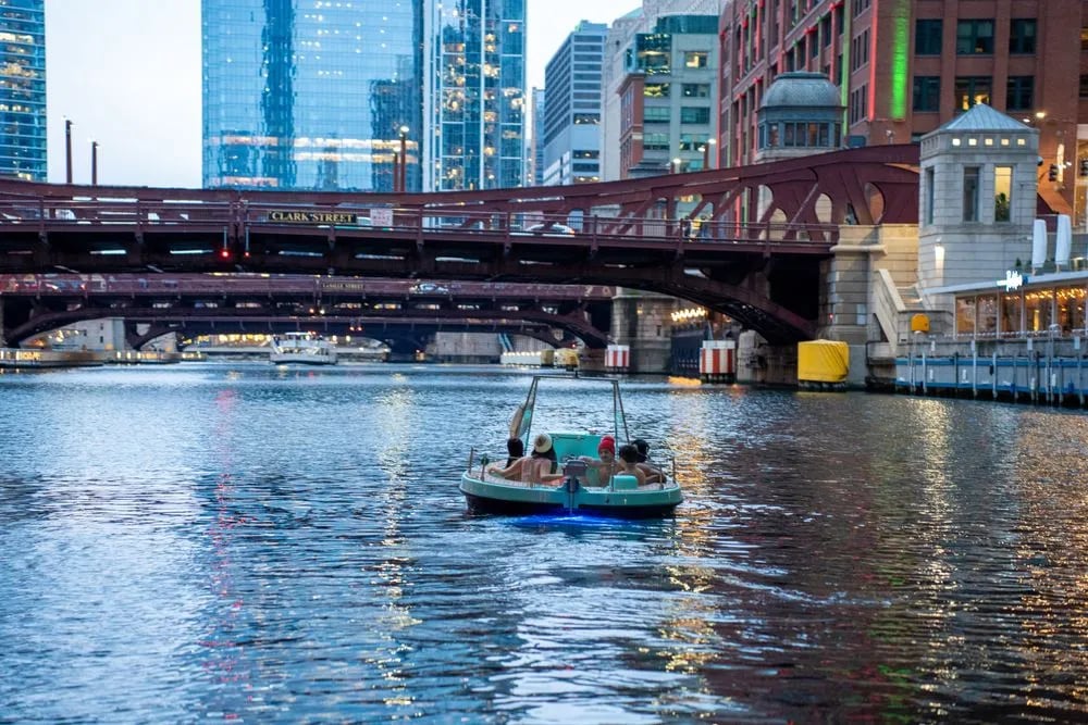 Chicago Boat Company image