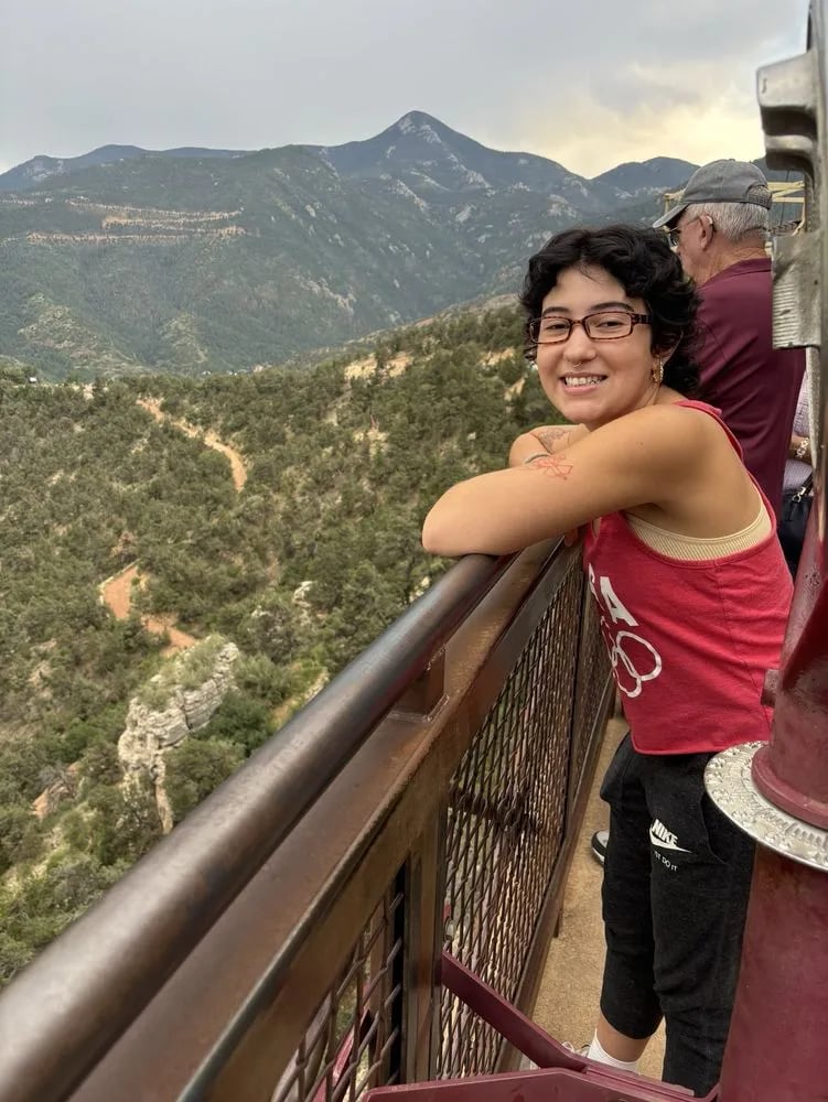 Cave of the Winds Mountain Park image