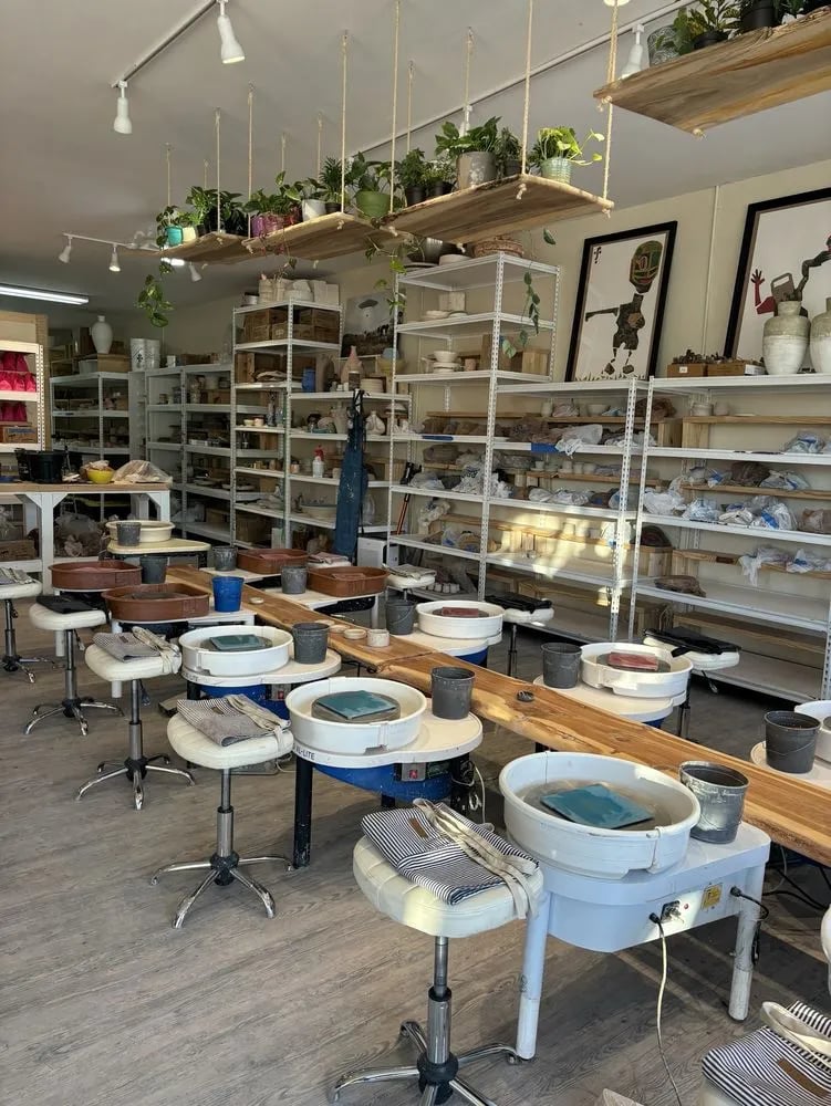 Nashville Pottery image