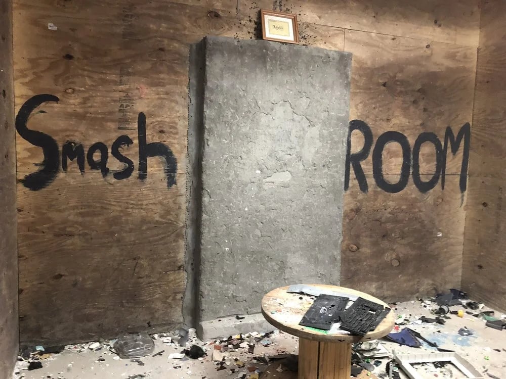 Smash Room of Tampa image