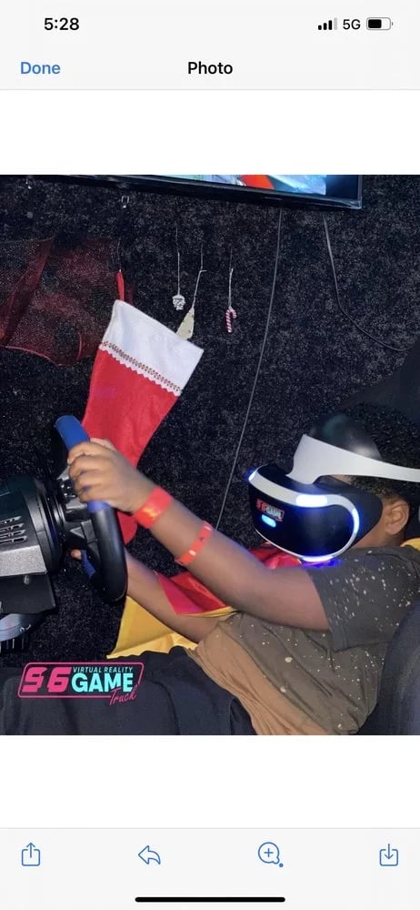 916 Virtual Reality Game Truck image
