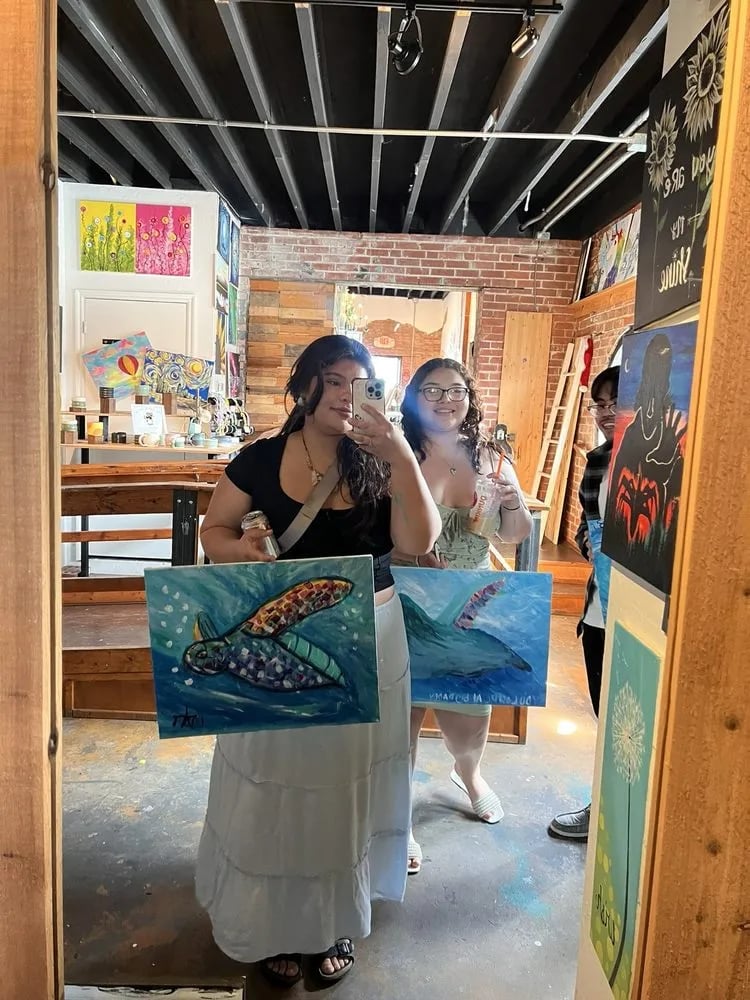 Paint N Cheers image