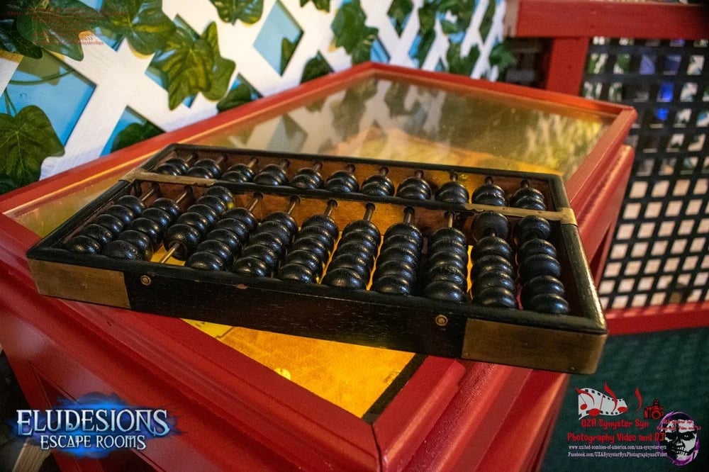 Eludesions Escape Rooms image