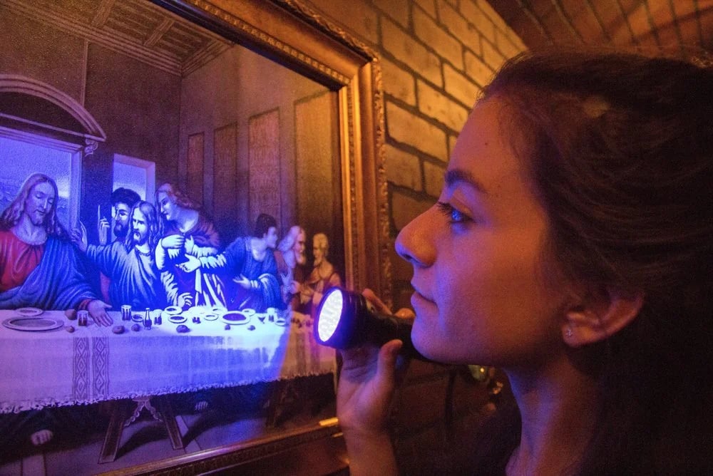 Bust Out Escape Room image