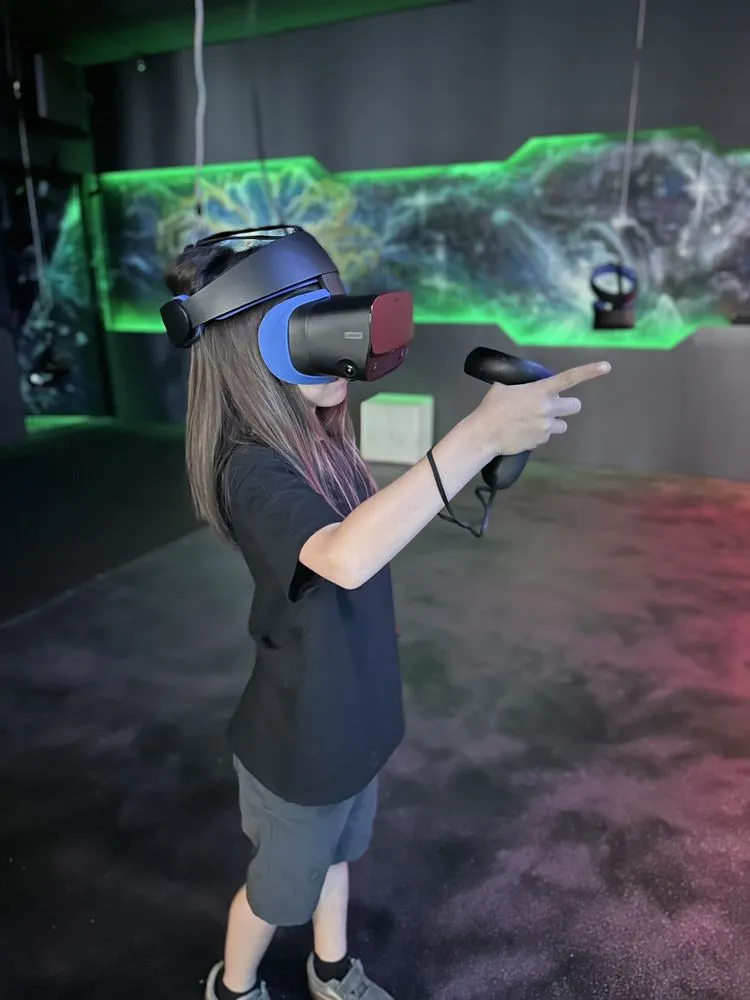 Los Virtuality - Virtual Reality Gaming Center image