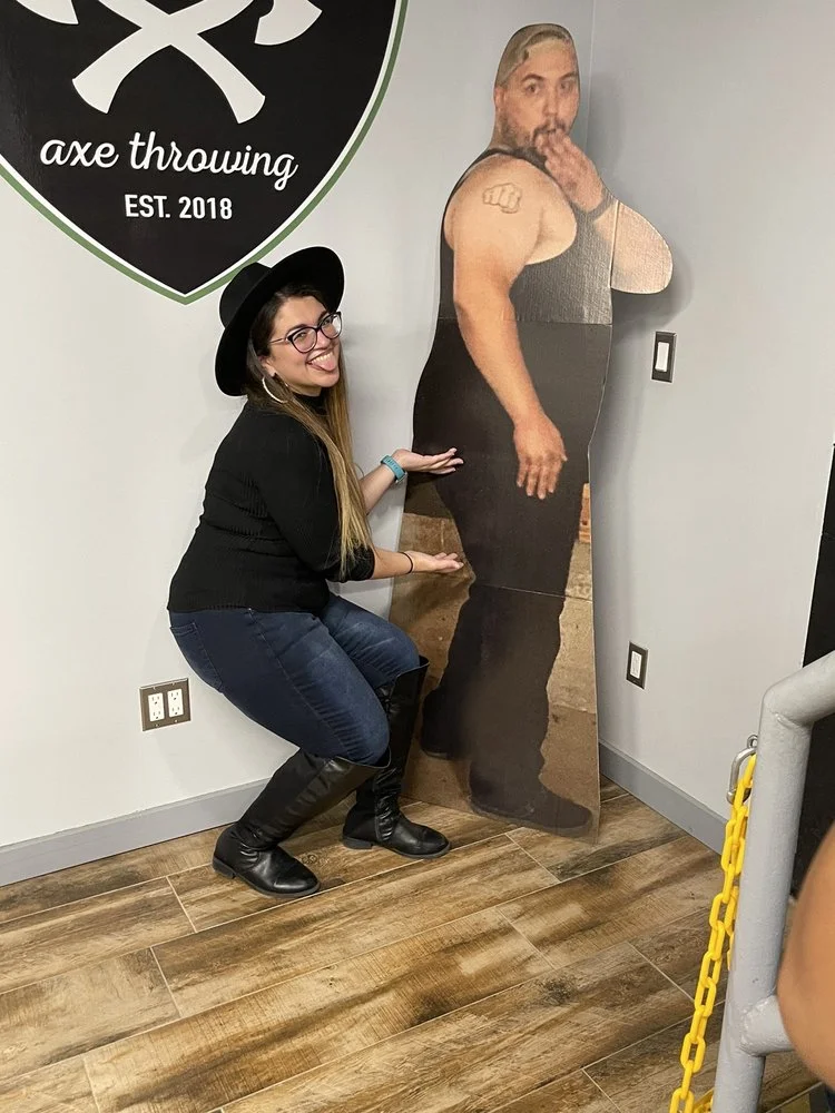 Clutch Shot Axe Throwing image