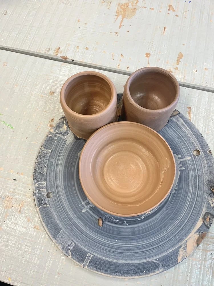 Oasis Pottery image