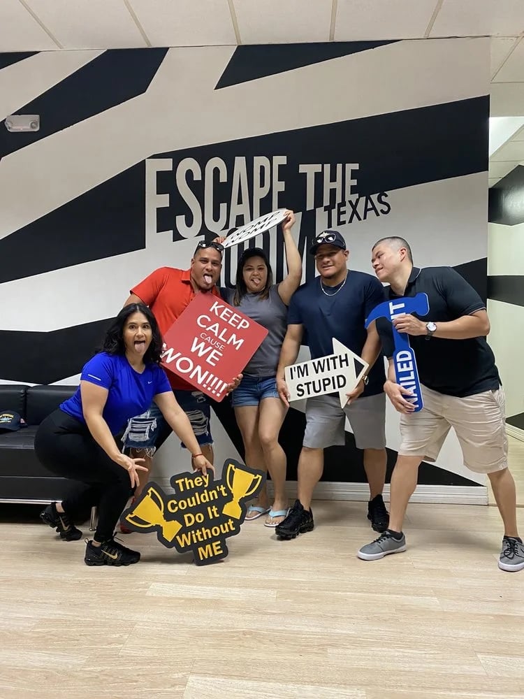 Escape The Room Texas image