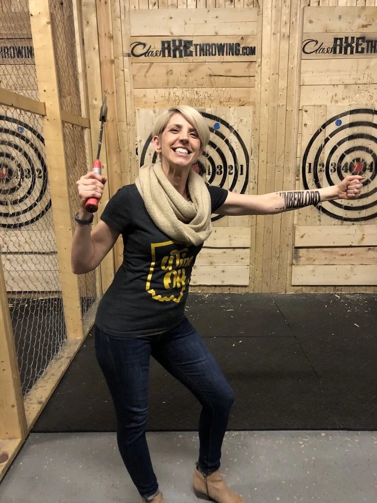 Class Axe Throwing image