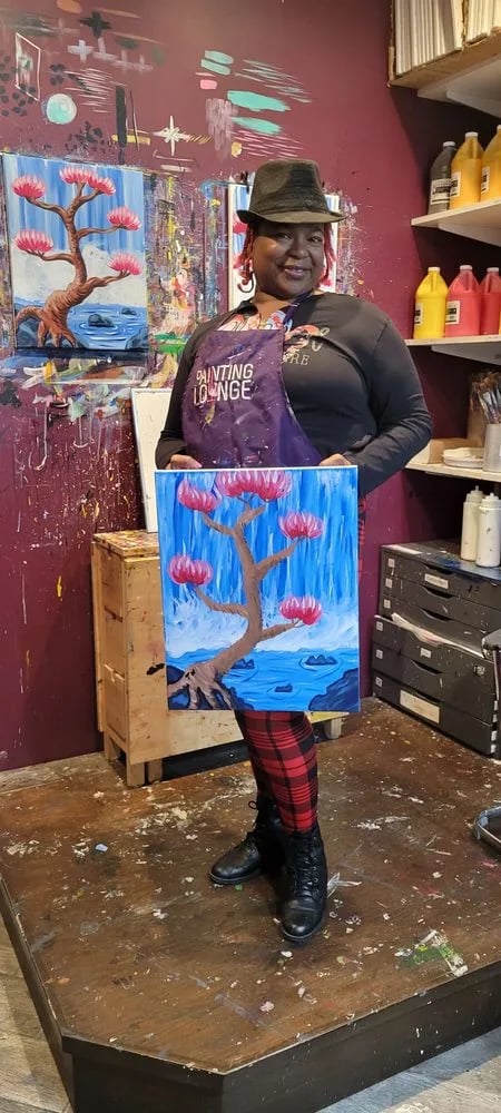 Painting Lounge image