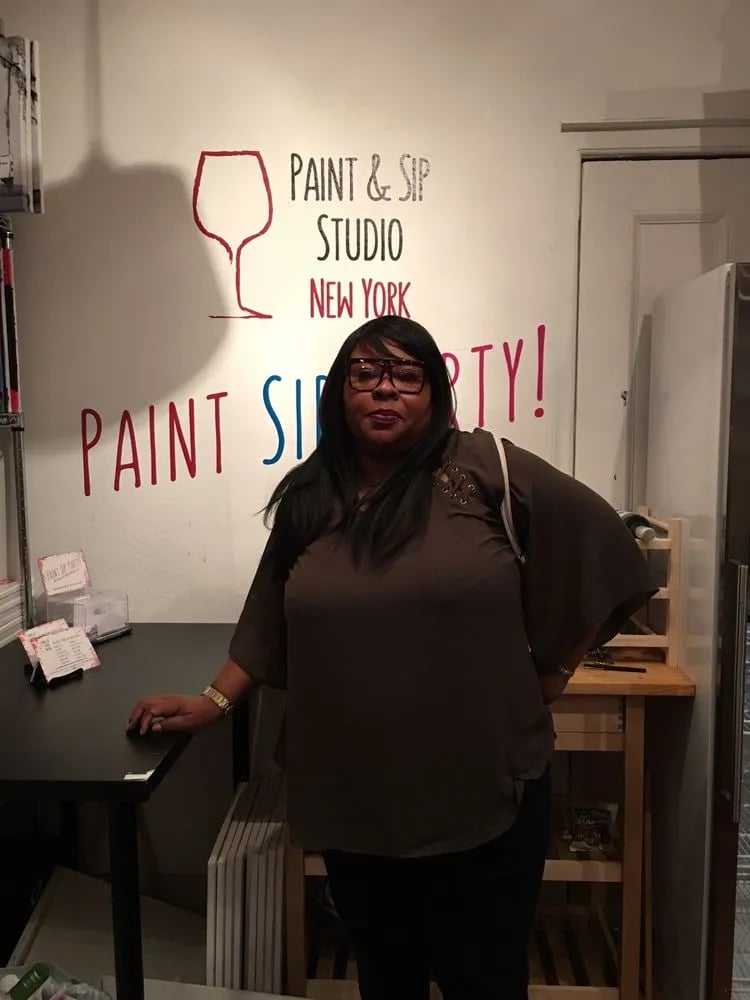 Paint & Sip Studio New York image
