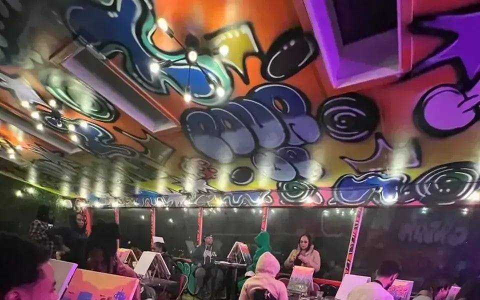 Paint N Pour