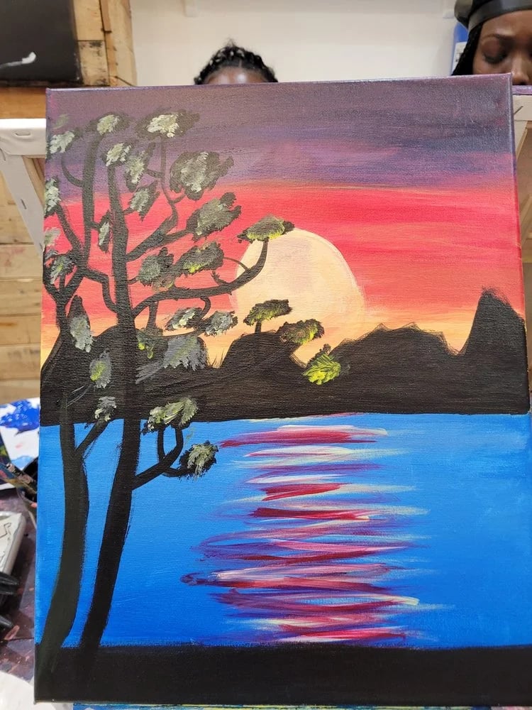 Paint N Pour image