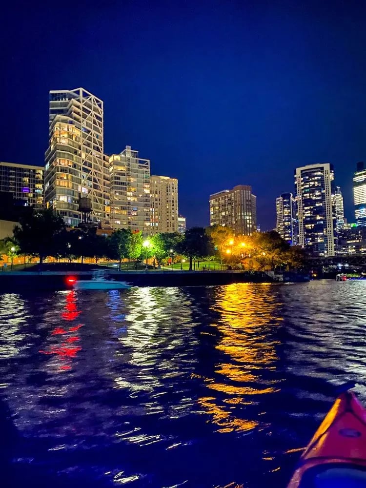Kayak Chicago image