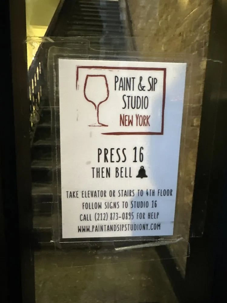 Paint & Sip Studio New York image