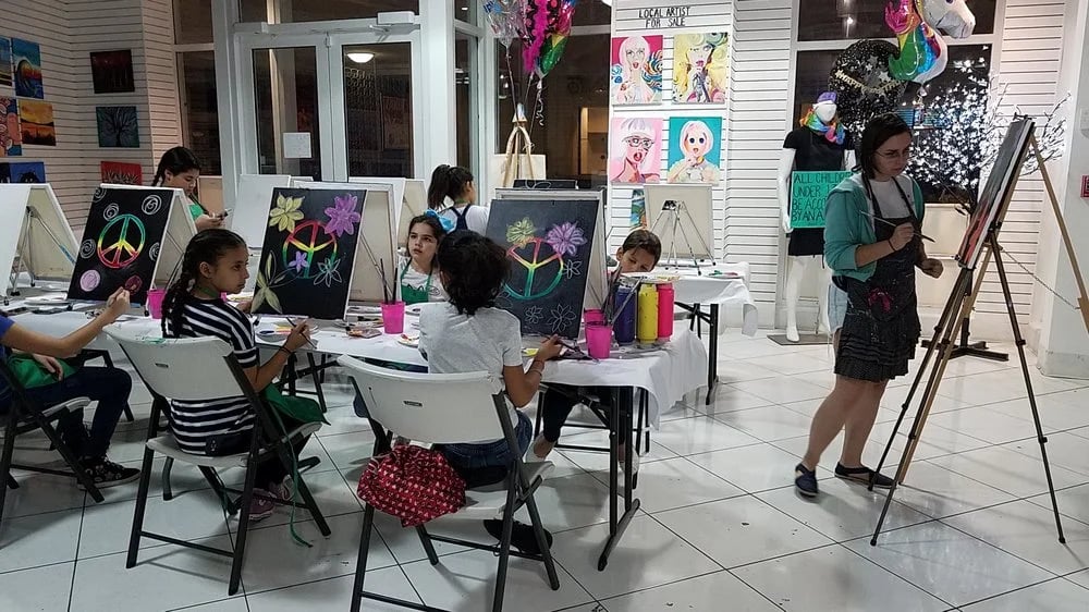 Pop Up Paint Shop image