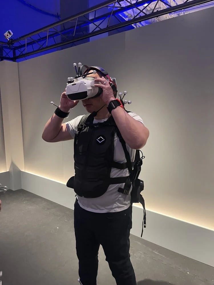 Sandbox VR image