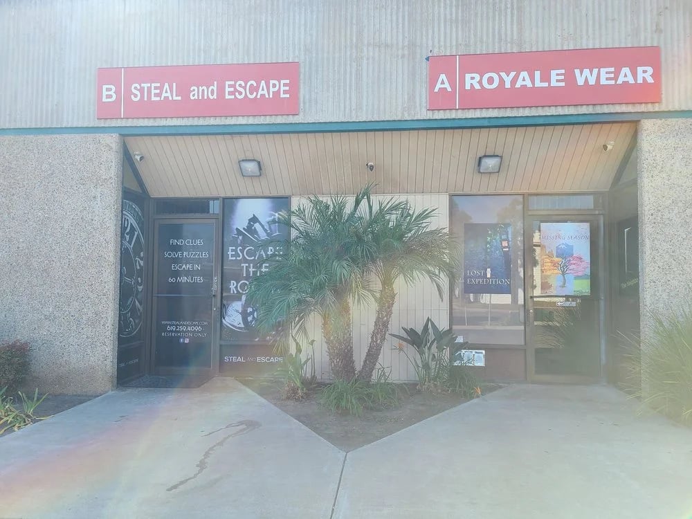 Steal and Escape image