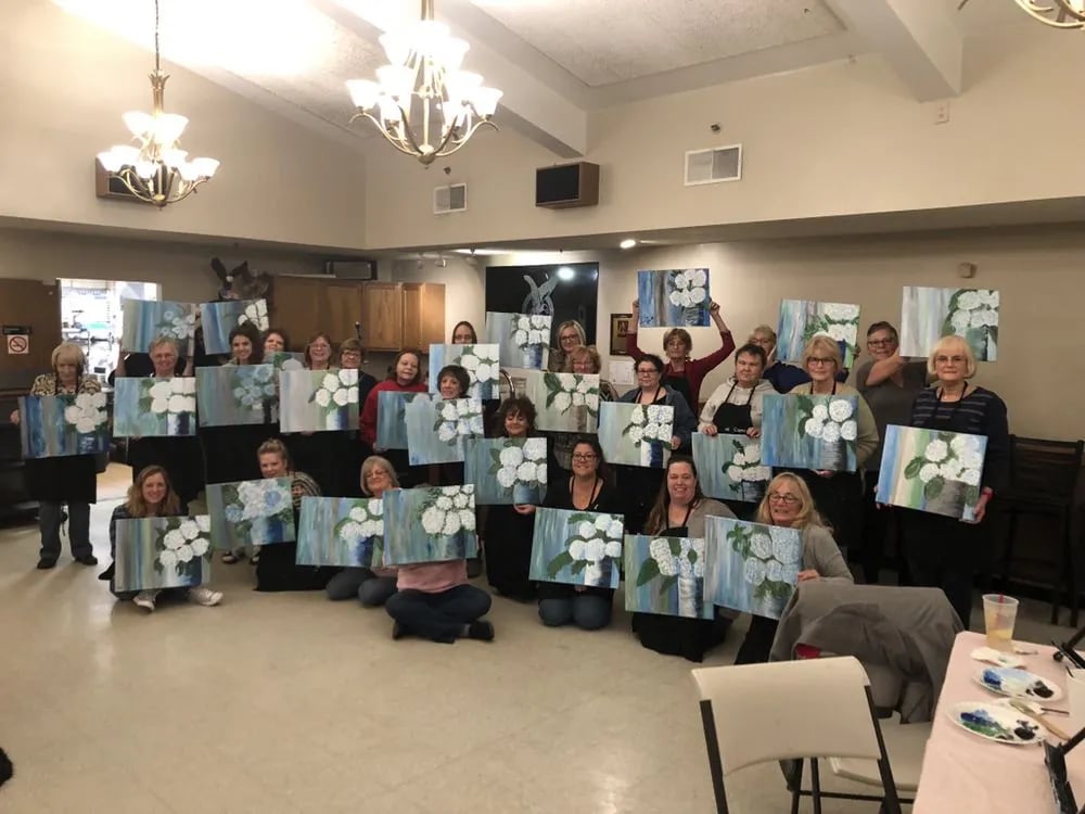 Wine & Canvas image
