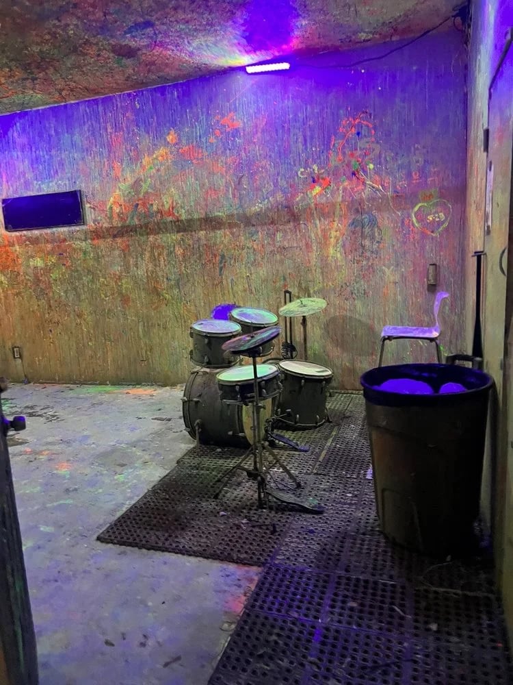 Break Room LA image