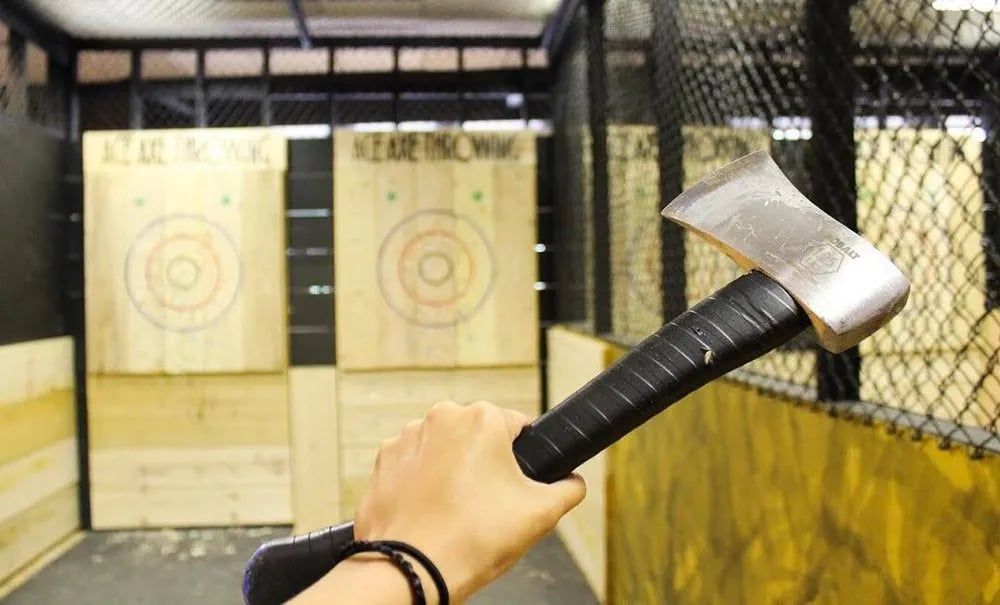 Ace Axe Throwing image