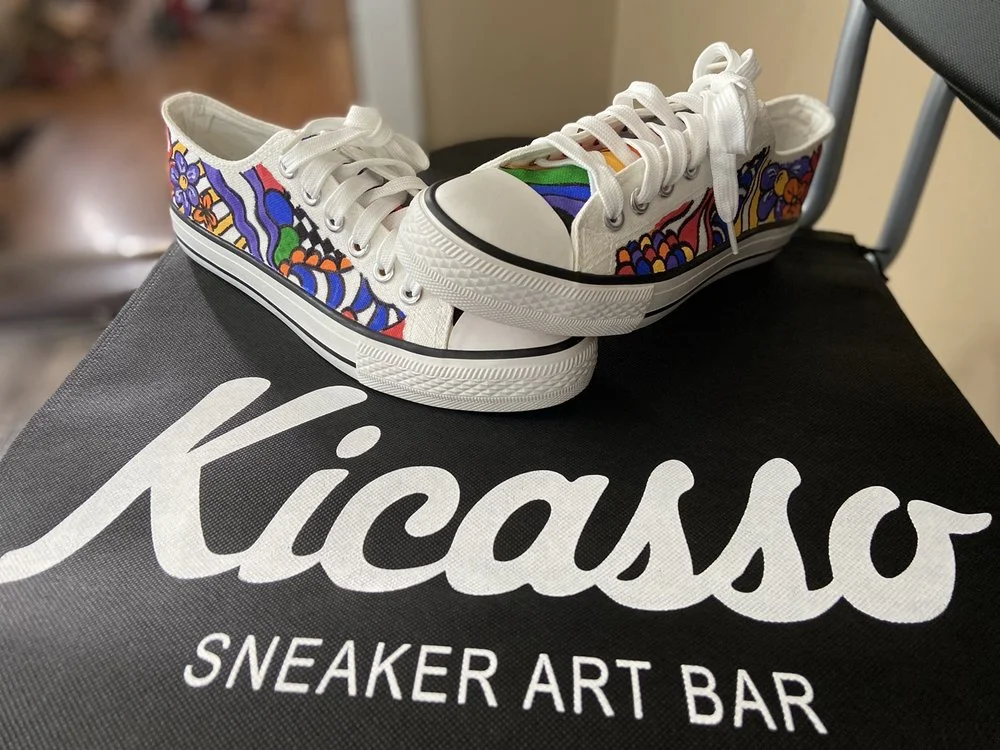 Kicasso Sneaker Art Bar image