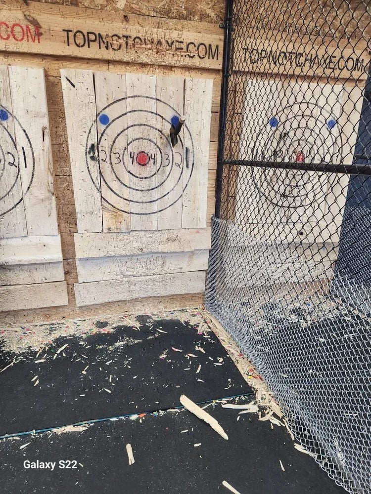 Top Notch Axe Throwing - St Louis image
