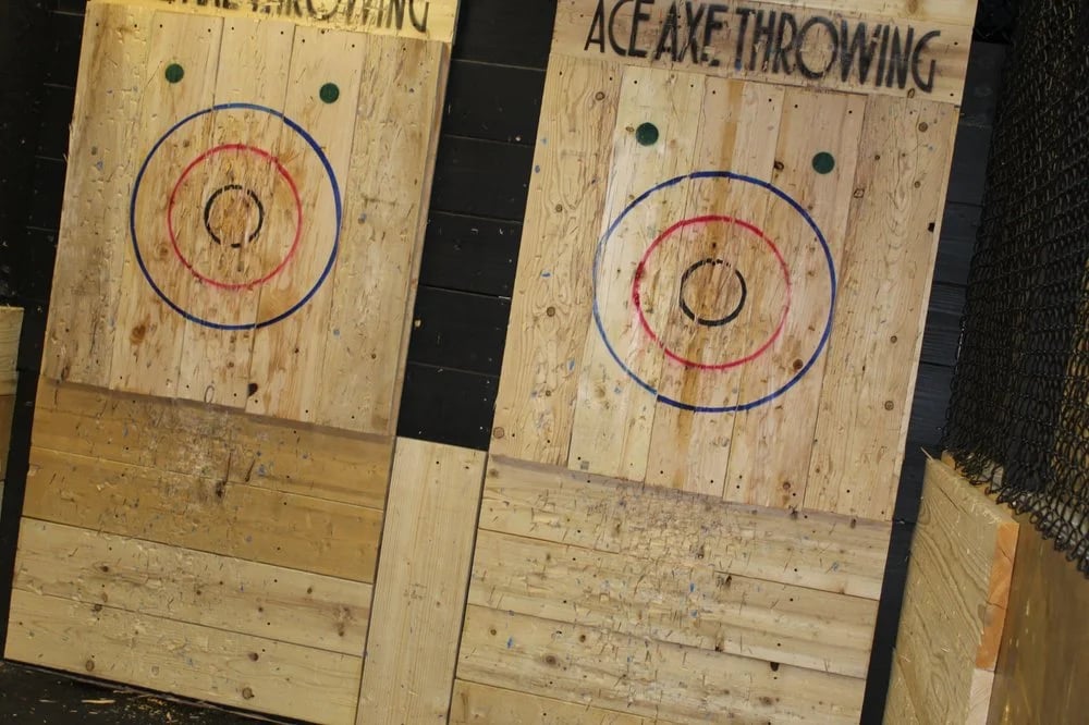 Ace Axe Throwing image